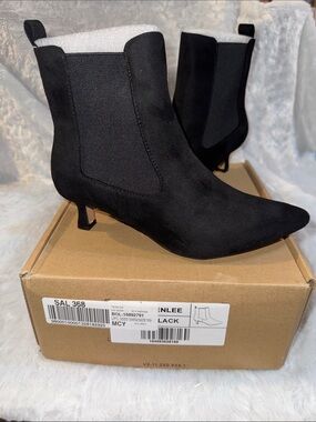 Journee Collection Black Suede Pointed Toe Chelsea Ankle Boots